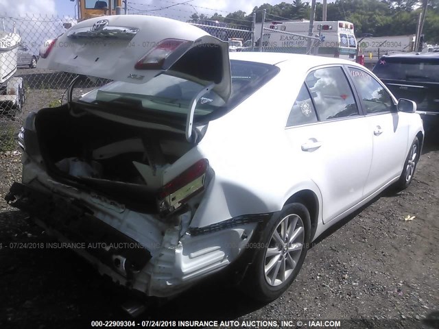 4T1BK3EK1AU604788 - 2010 TOYOTA CAMRY SE/LE/XLE WHITE photo 4