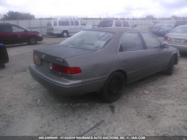 4T1BG22K9YU682620 - 2000 TOYOTA CAMRY CE/LE/XLE 绿色 照片 4