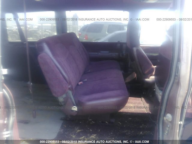 1GNDM19WXTB182065 - 1996 CHEVROLET ASTRO MAROON photo 8