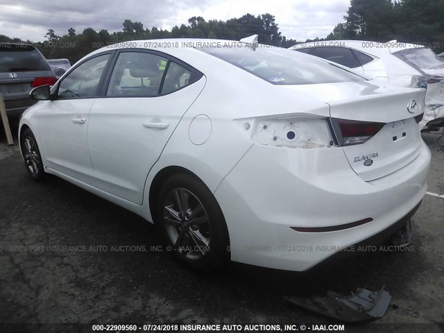 5NPD84LF9HH047270 - 2017 HYUNDAI ELANTRA SE/VALUE/LIMITED WHITE photo 3