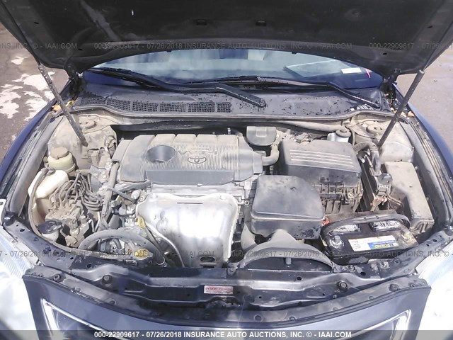 4T1BF3EK7BU756757 - 2011 TOYOTA CAMRY SE/LE/XLE ნაცრისფერი ფოტო 10