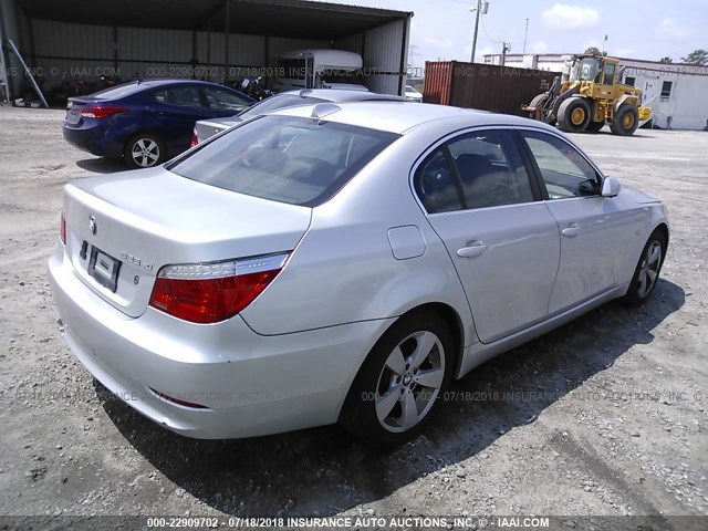 WBANV135X8CZ56517 - 2008 BMW 528 XI SILVER photo 4