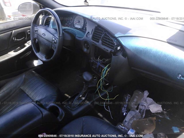 2G1WX15K529277542 - 2002 CHEVROLET MONTE CARLO SS შავი ფოტო 5