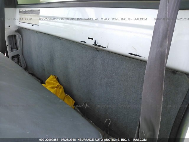 1GDM7H1C9XJ510853 - 1999 GMC C-SERIES C7H042 Unknown photo 7