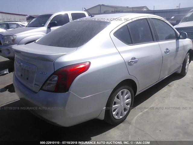 3N1CN7APXDL886696 - 2013 NISSAN VERSA S/S PLUS/SV/SL SILVER photo 4