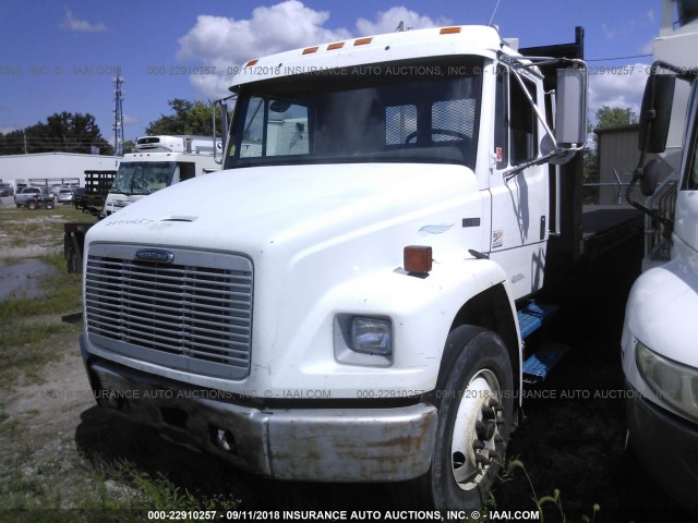 1FVHBXAK14HM27379 - 2004 FREIGHTLINER FL80  WHITE photo 2