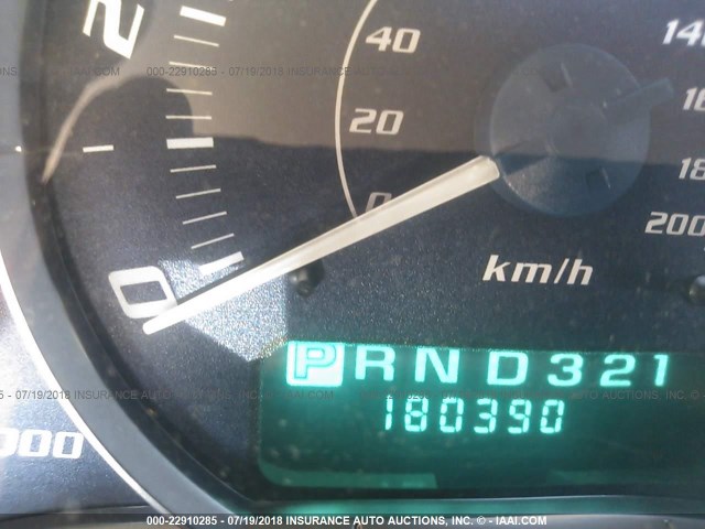 1GYEK63N92R163930 - 2002 CADILLAC ESCALADE LUXURY თეთრი ფოტო 7