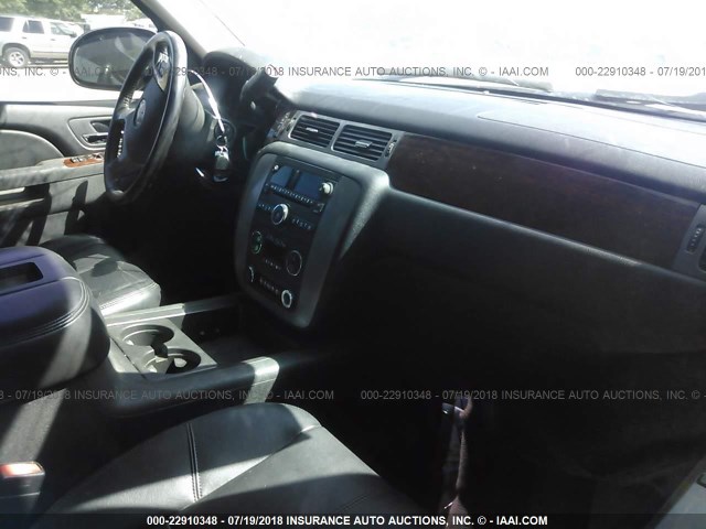 1GKS2KE37BR118101 - 2011 GMC YUKON XL K1500 SLT BLACK photo 5