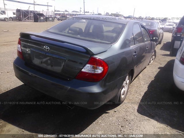 JTDBE32K620111035 - 2002 TOYOTA CAMRY LE/XLE/SE ლურჯი ფოტო 4
