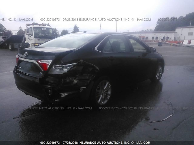 4T1BF1FK9FU110063 - 2015 TOYOTA CAMRY LE/XLE/SE/XSE 黑色 照片 4