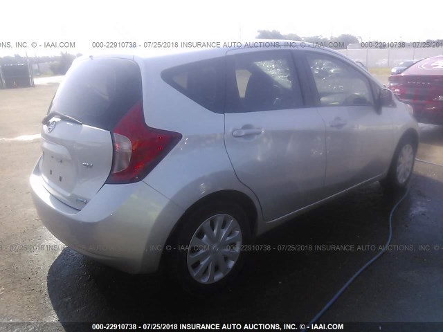 3N1CE2CP4EL397986 - 2014 NISSAN VERSA NOTE S/S PLUS/SV/SL SILVER photo 4