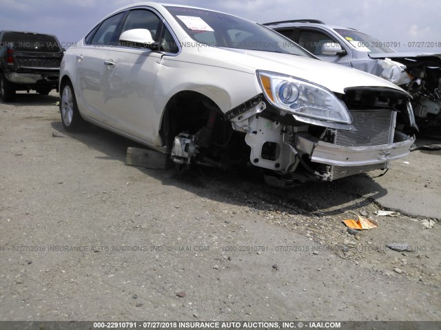 1G4PR5SKXE4143128 - 2014 BUICK VERANO CONVENIENCE WHITE photo 6