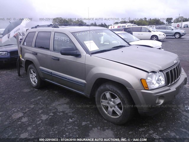 1J4HR48N15C690440 - 2005 JEEP GRAND CHEROKEE LAREDO/COLUMBIA/FREEDOM 锡色 照片 1