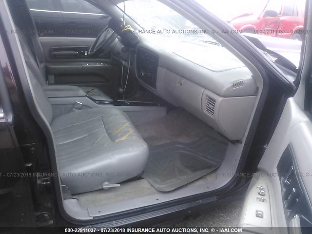 1G1BL52P1TR188432 - 1996 CHEVROLET CAPRICE / IMPALA CLASSIC/SS MAROON photo 5