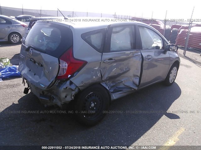 3N1CE2CP6FL439592 - 2015 NISSAN VERSA NOTE S/S PLUS/SV/SL/SR SILVER photo 4