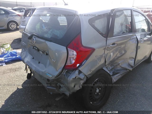 3N1CE2CP6FL439592 - 2015 NISSAN VERSA NOTE S/S PLUS/SV/SL/SR SILVER photo 6