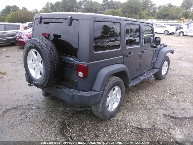 1C4BJWDG4HL521264 - 2017 JEEP WRANGLER UNLIMITE SPORT GRAY photo 4