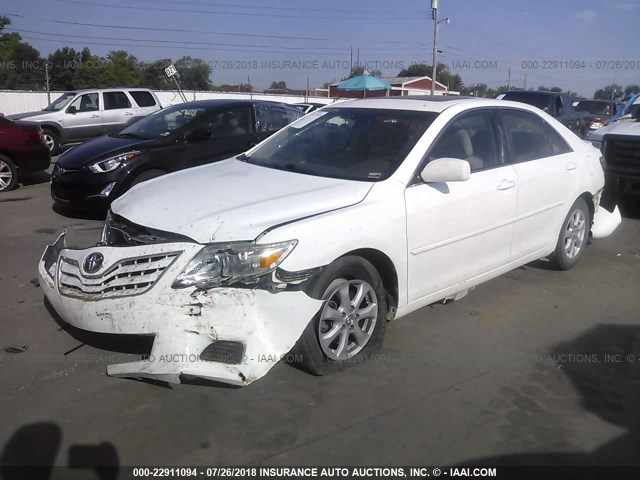 4T4BF3EK6AR084727 - 2010 TOYOTA CAMRY SE/LE/XLE WHITE photo 2