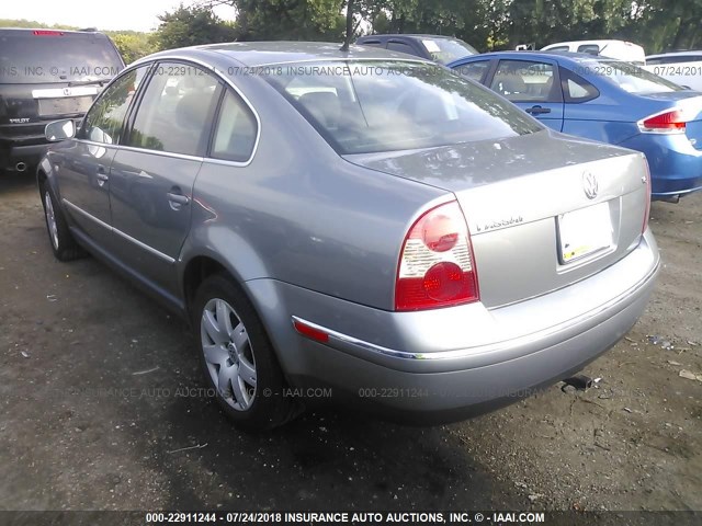 WVWRH63BX3P269229 - 2003 VOLKSWAGEN PASSAT GLX 银色 照片 3