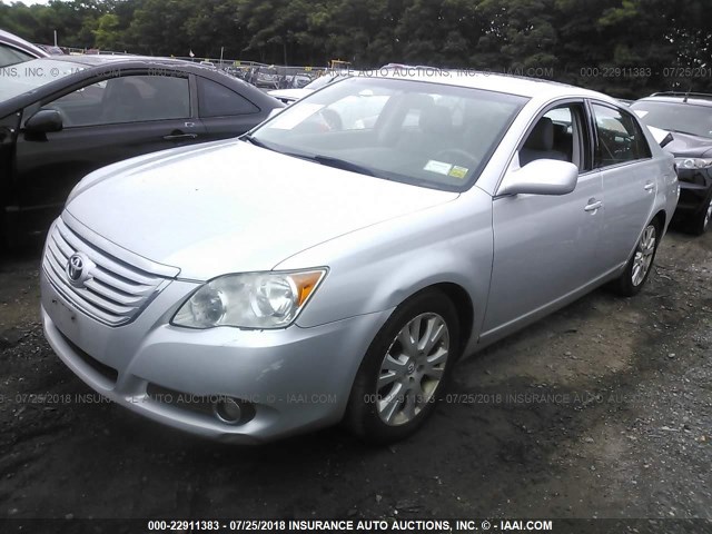 4T1BK36B18U274093 - 2008 TOYOTA AVALON XL/XLS/TOURING/LIMITED SILVER photo 2