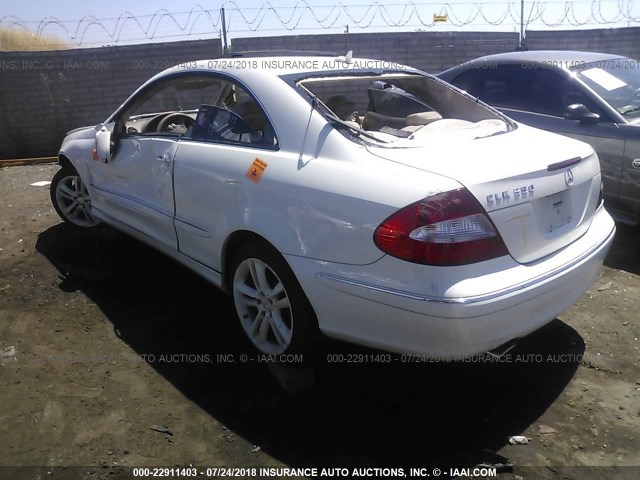 WDBTJ56H68F250631 - 2008 MERCEDES-BENZ CLK 350 WHITE photo 3