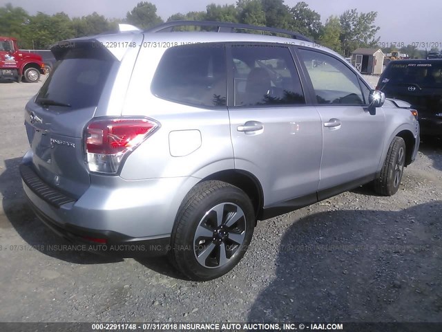 JF2SJAEC2JH570620 - 2018 SUBARU FORESTER 2.5I PREMIUM SILVER photo 4