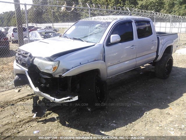 3TMLU4EN6CM083934 - 2012 TOYOTA TACOMA DOUBLE CAB SILVER photo 2