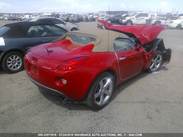 1G2MB35B87Y109586 - 2007 PONTIAC SOLSTICE RED photo 4