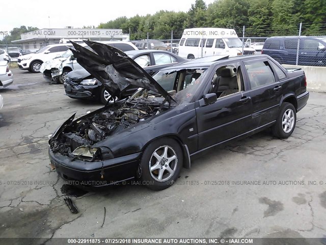 YV1LS55AXX2599620 - 1999 VOLVO S70 BLACK photo 2