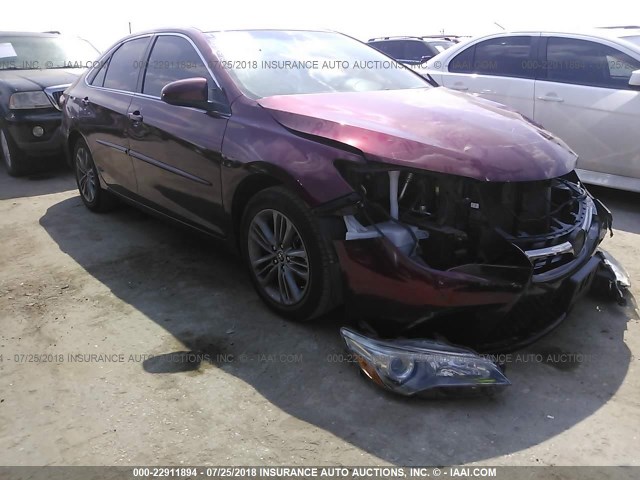 4T1BF1FK8FU995940 - 2015 TOYOTA CAMRY LE/XLE/SE/XSE 红色 照片 1