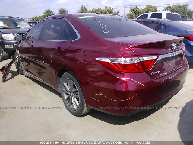 4T1BF1FK8FU995940 - 2015 TOYOTA CAMRY LE/XLE/SE/XSE 红色 照片 3