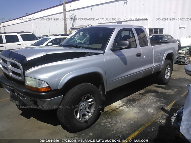 1D7HG32N53S130203 - 2003 DODGE DAKOTA SPORT SILVER photo 2