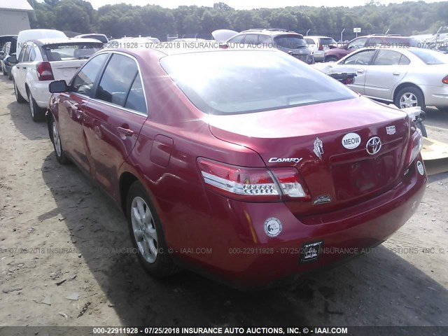 4T1BF3EK7BU681980 - 2011 TOYOTA CAMRY SE/LE/XLE წითელი ფოტო 3