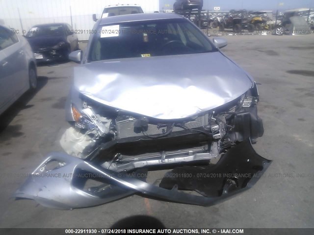 4T1BF1FK4EU739020 - 2014 TOYOTA CAMRY L/SE/LE/XLE 银色 照片 6