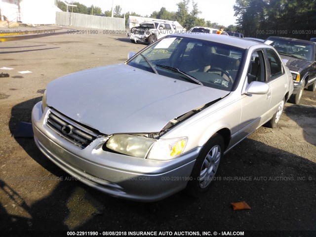 4T1BG22K51U100518 - 2001 TOYOTA CAMRY CE/LE/XLE 银色 照片 2