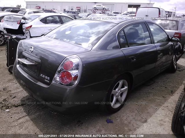 1N4BL11D25C262766 - 2005 NISSAN ALTIMA SE/SL/SE-R GRAY photo 4