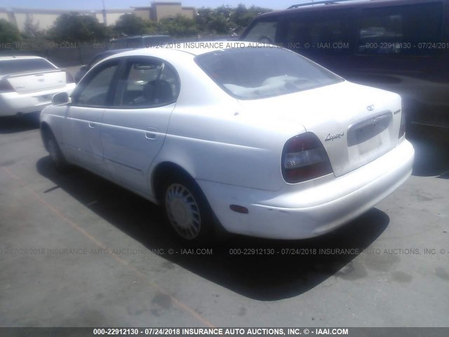 KLAVB69212B324869 - 2002 DAEWOO LEGANZA SE WHITE photo 3