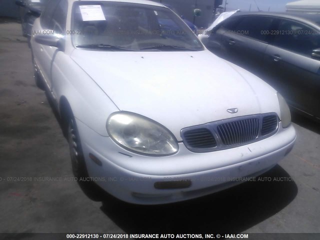 KLAVB69212B324869 - 2002 DAEWOO LEGANZA SE WHITE photo 6