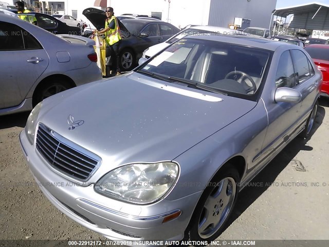 WDBNG70J01A220218 - 2001 MERCEDES-BENZ S 430 SILVER photo 2
