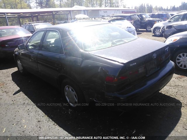 4T1BG22K5WU313475 - 1998 TOYOTA CAMRY CE/LE/XLE BLACK photo 3