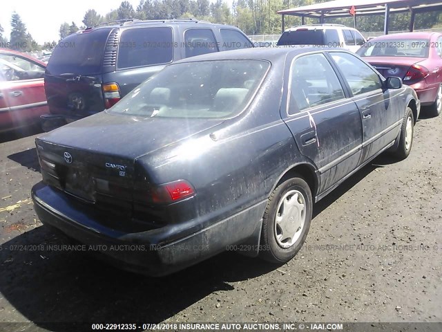 4T1BG22K5WU313475 - 1998 TOYOTA CAMRY CE/LE/XLE 黑色 照片 4