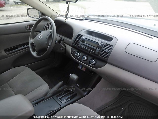 4T1BE32K25U615509 - 2005 TOYOTA CAMRY LE/XLE/SE Boz foto 5
