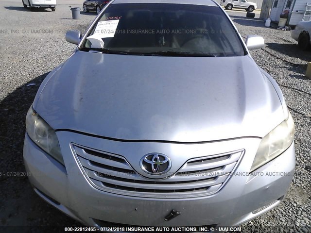 4T1BK46K87U035886 - 2007 TOYOTA CAMRY NEW GENERAT LE/XLE/SE SILVER photo 6