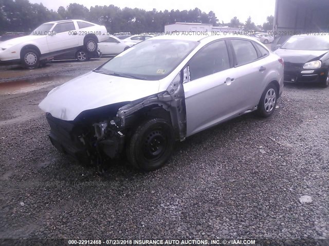 1FADP3E2XDL370133 - 2013 FORD FOCUS S 银色 照片 2