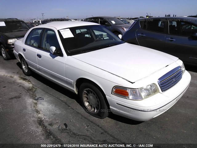 2FAFP74W4XX175866 - 1999 FORD CROWN VICTORIA LX WHITE photo 1