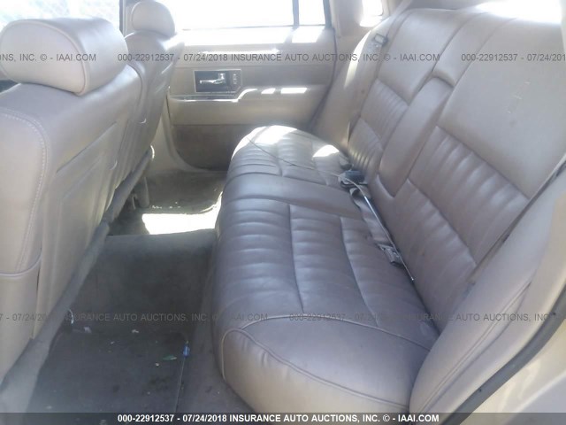 1LNLM81W2NY748272 - 1992 LINCOLN TOWN CAR EXECUTIVE თაფლისფერი ფოტო 8