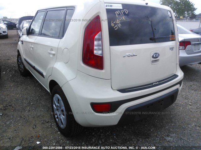 KNDJT2A53D7560450 - 2013 KIA SOUL CREAM photo 3