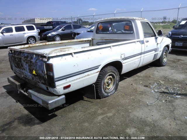 0000000RN42101808 - 1980 TOYOTA PICKUP WHITE photo 4