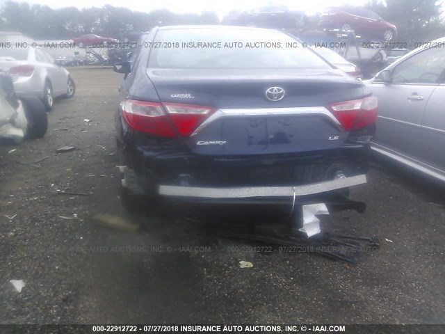4T4BF1FK1FR462060 - 2015 TOYOTA CAMRY LE/XLE/SE/XSE 蓝色 照片 6