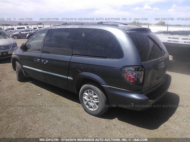 2B4GP44302R621170 - 2002 DODGE GRAND CARAVAN SPORT BLUE photo 3